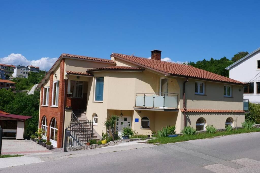 Apartman Carsko Rijeka Extérieur photo